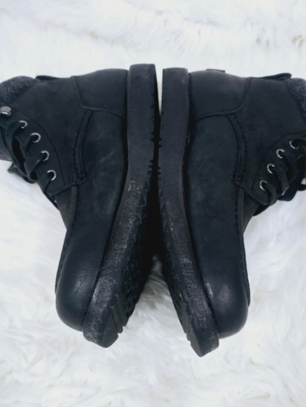 UGG Men's Waterproof Black Leather Suede Lace Up Winter Boots Size 7.5 Used